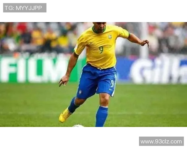 球星炫技盘带突破展现足球过人艺术与速度力量结合魅力